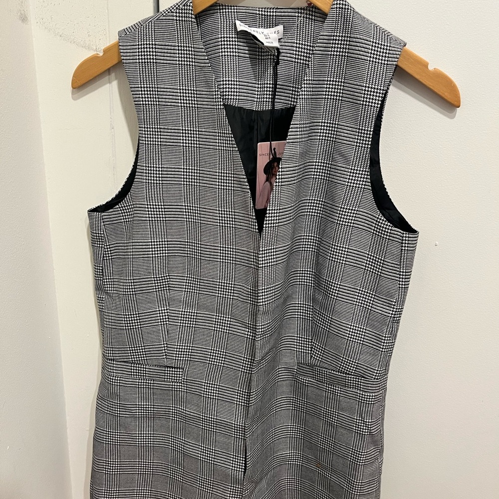 Sincerely Jules Black and White Houndstooth Dress